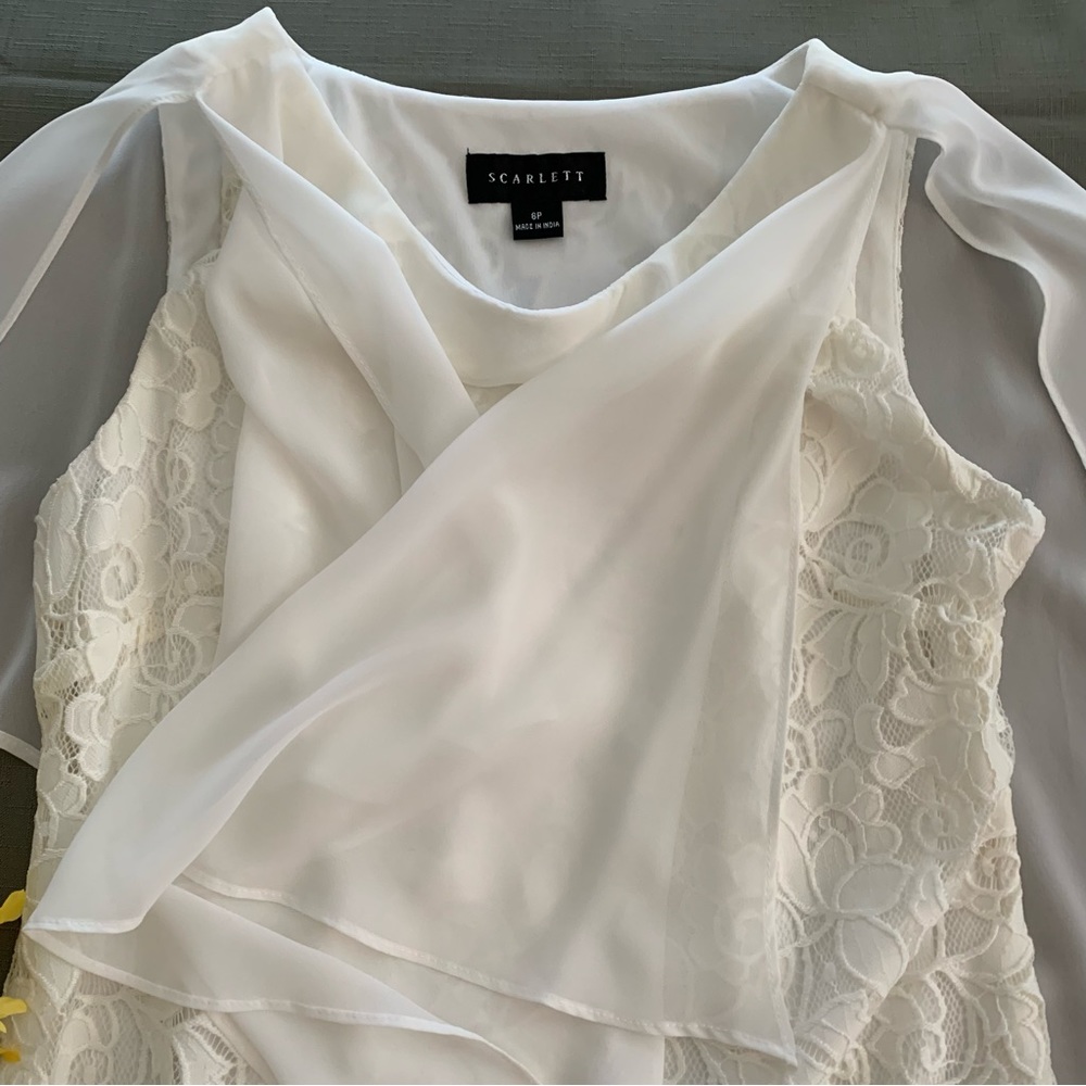 Scarlett white lace sleeveless dress w/attached sheer white chiffon cape.  NWOT. - Picture 6 of 12